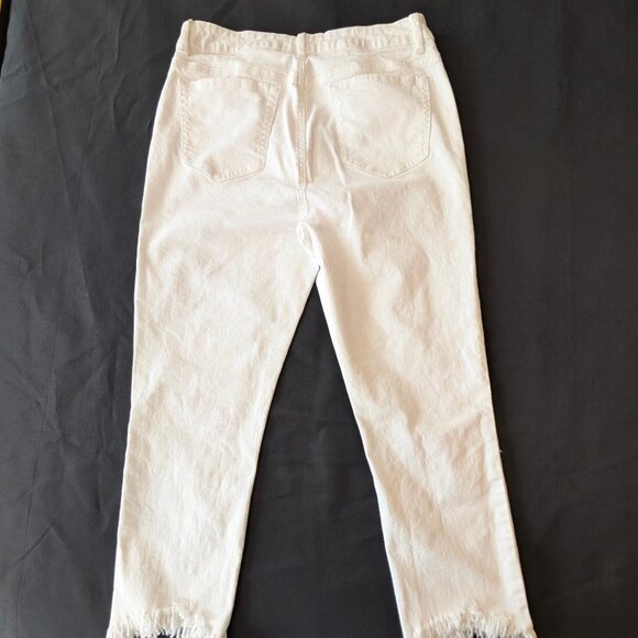 JOHN MARK FRAYED HEM; RAW EDGE; Sz. 12; White denim; Pre-owned great condition - Picture 4 of 10